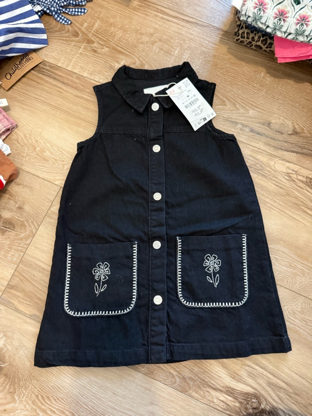 Zara Black Sleeveless Button-Front Dress with Embroidered Pockets